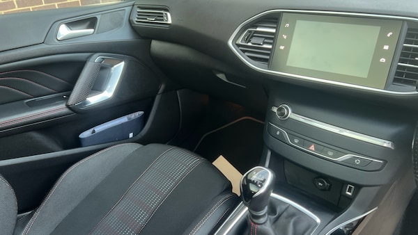Used Peugeot 308 2020 for sale - 76222174: Photo 14