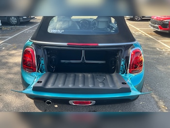 Used MINI Convertible 2019 for sale - 79491850: Photo