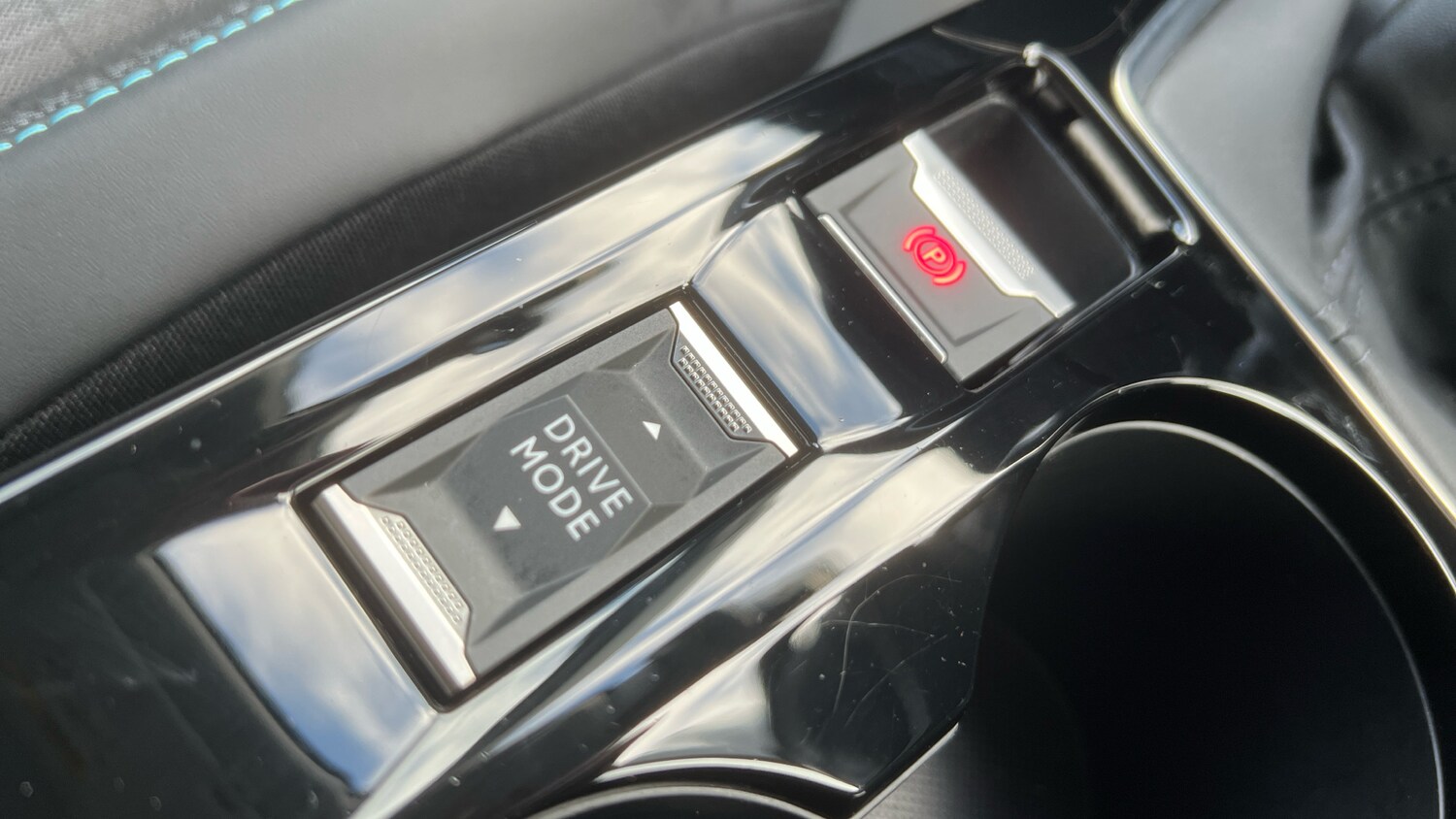 Used Peugeot 2008 2022 for sale - 77365085: Photo 28