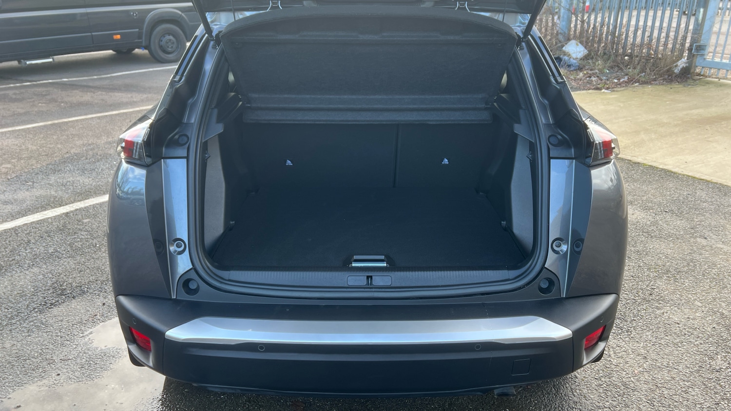 Used Peugeot 2008 2022 for sale - 77365085: Photo 4