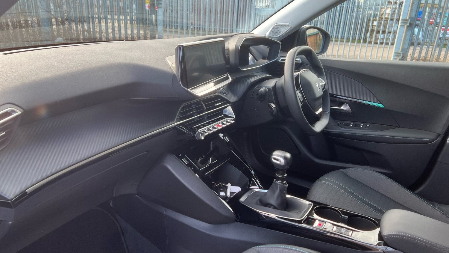 Used Peugeot 2008 2022 for sale - 77365085: Photo 9