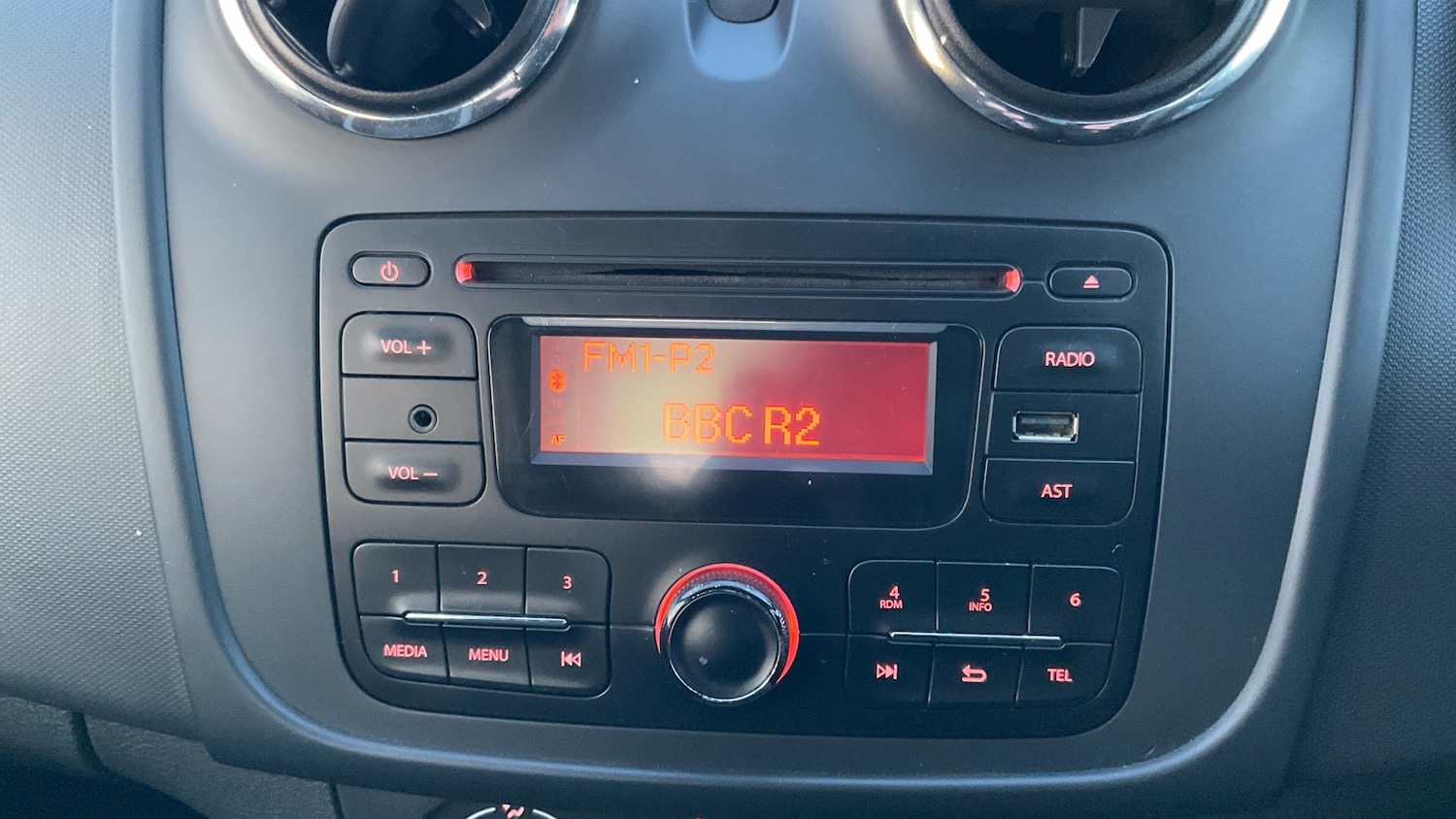 Used Dacia Sandero 2016 for sale - 76960626: Photo 12