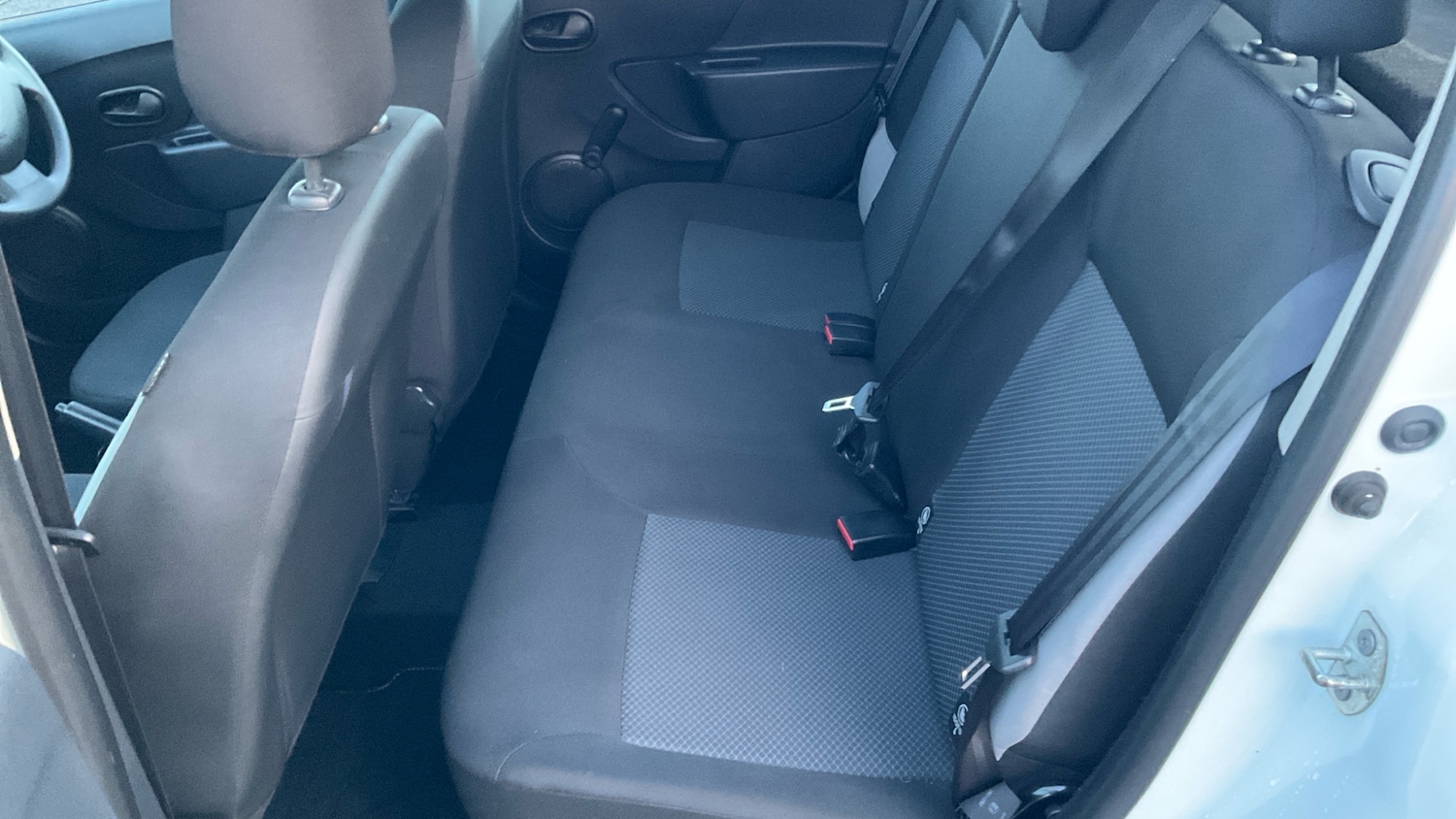 Used Dacia Sandero 2016 for sale - 76960626: Photo 16