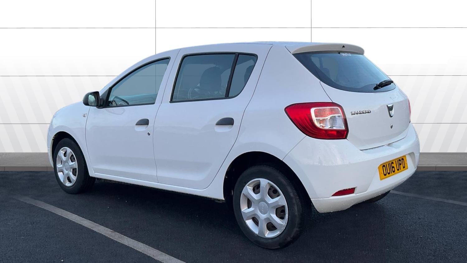 Used Dacia Sandero 2016 for sale - 76960626: Photo 2