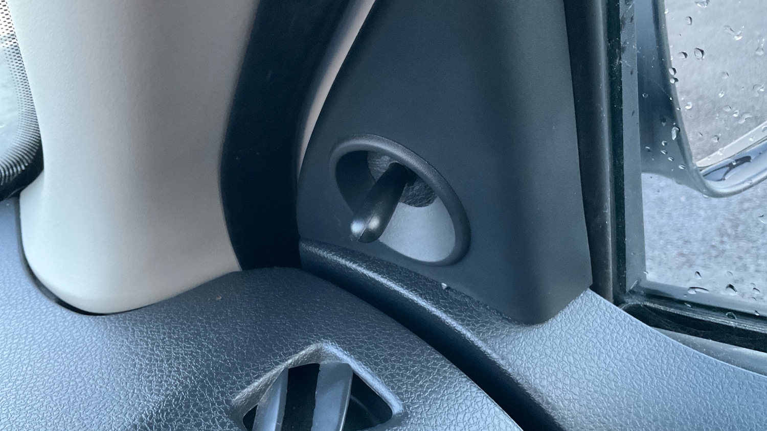 Used Dacia Sandero 2016 for sale - 76960626: Photo 24