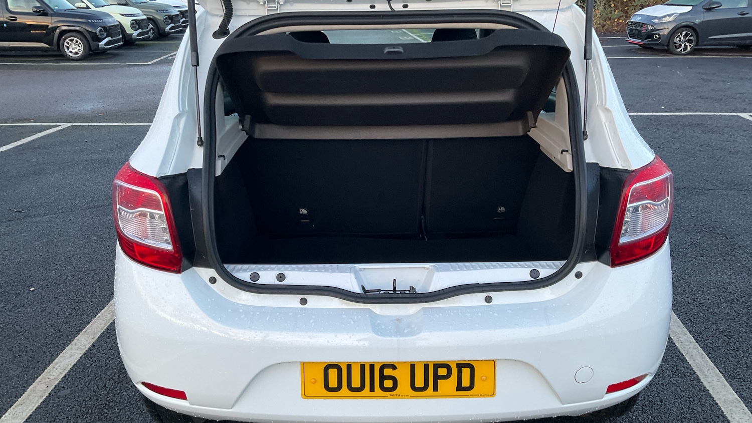 Used Dacia Sandero 2016 for sale - 76960626: Photo 4