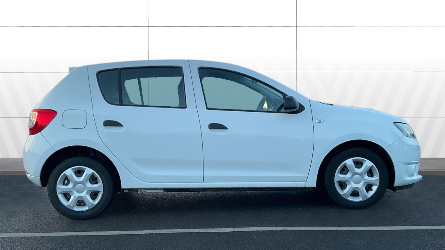 Used Dacia Sandero 2016 for sale - 76960626: Photo 5