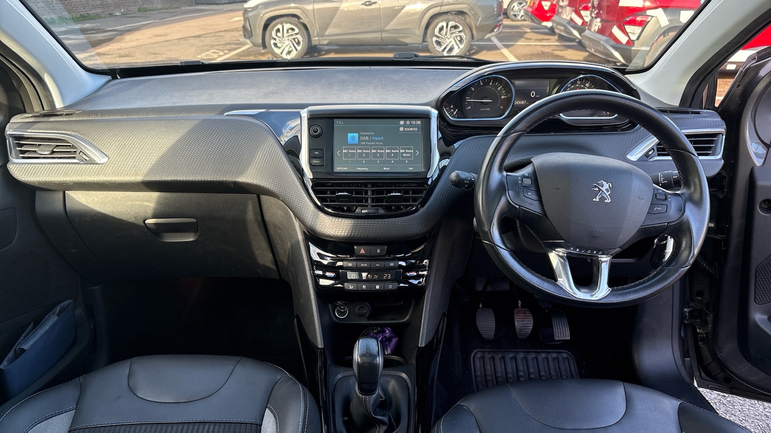 Used Peugeot 2008 2018 for sale - 76352388: Photo 10