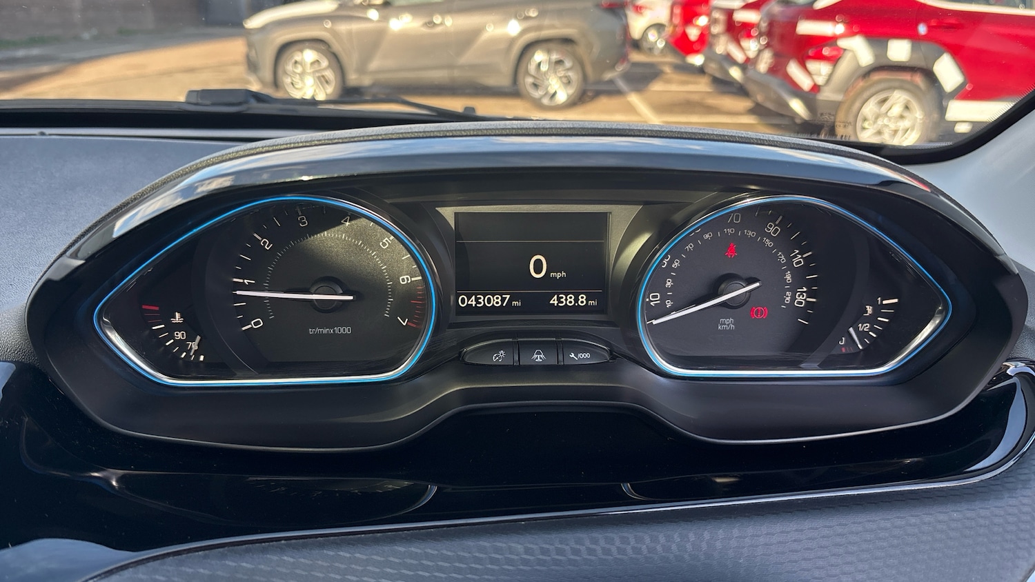 Used Peugeot 2008 2018 for sale - 76352388: Photo 18
