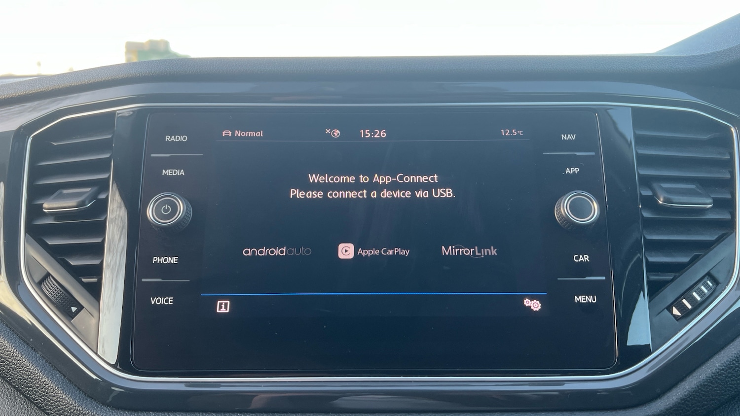 Used Volkswagen T-Roc 2019 for sale - 76918794: Photo 37