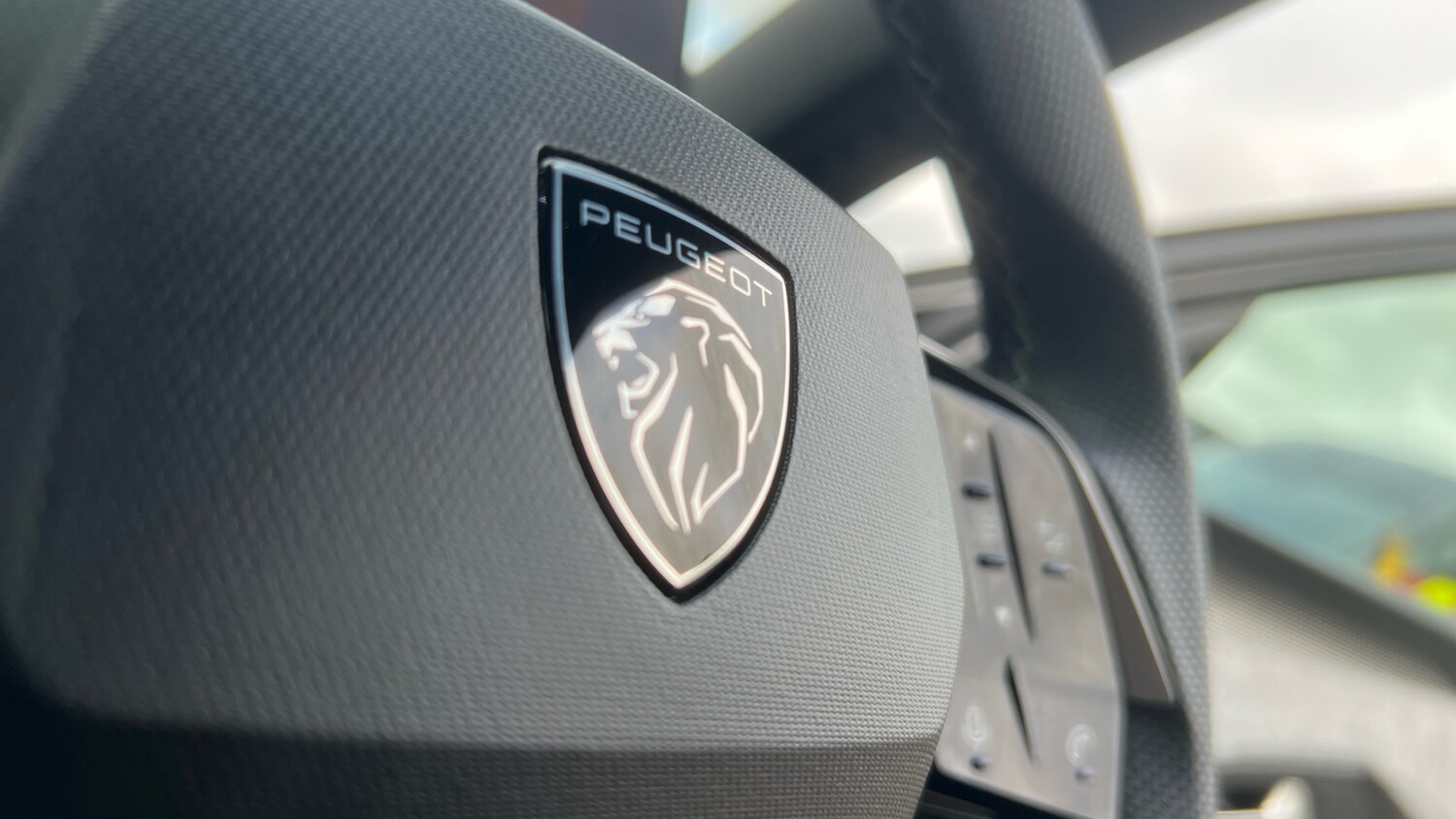 Used Peugeot 3008 2025 for sale - 76198082: Photo 44