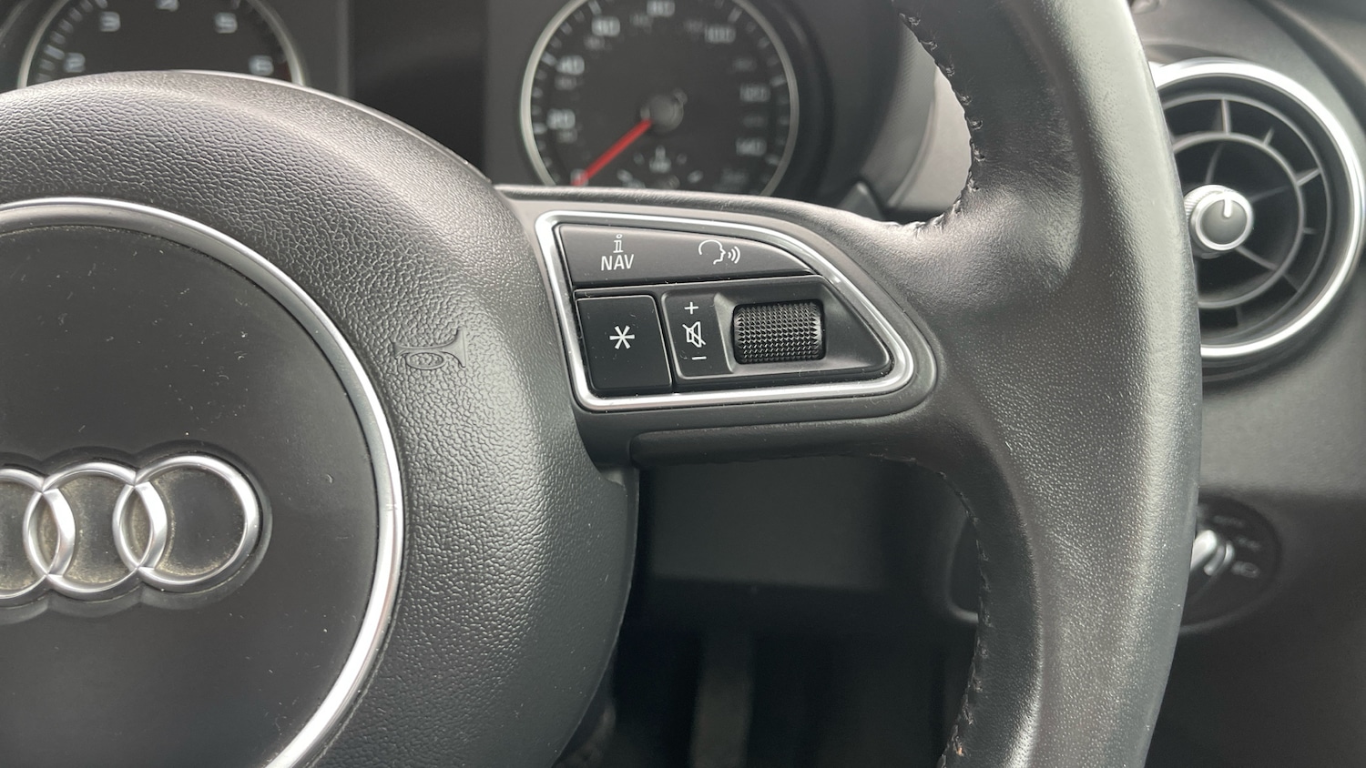 Used Audi A1 2017 for sale - 76566155: Photo 38