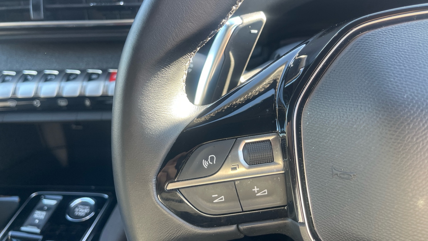 Used Peugeot 3008 2024 for sale - 76352386: Photo 36