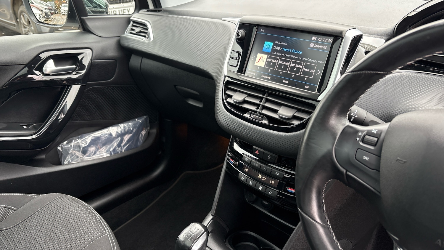 Used Peugeot 208 2019 for sale - 76720396: Photo 14