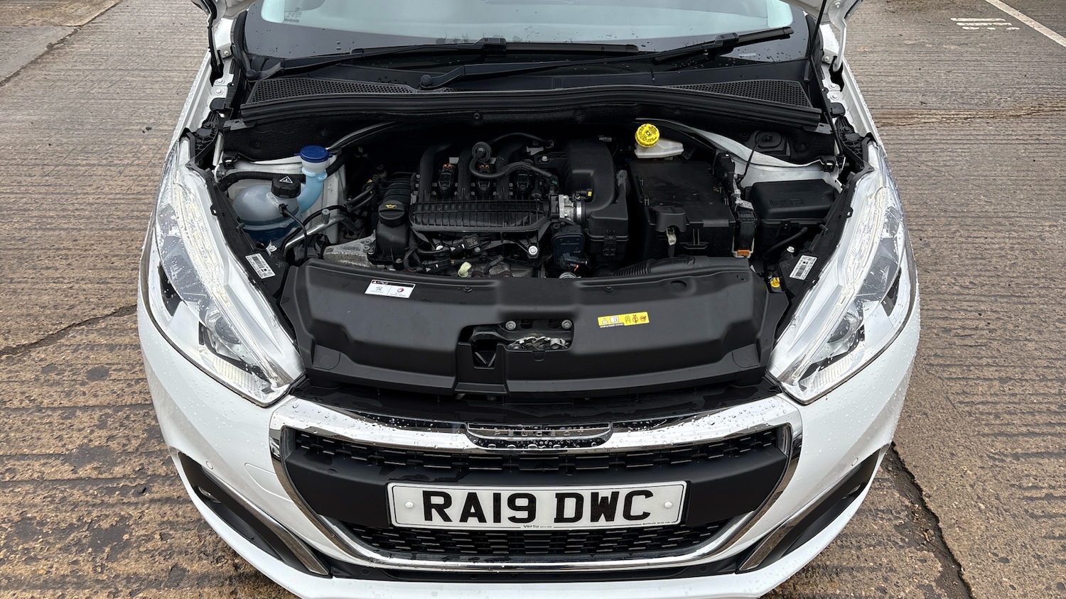 Used Peugeot 208 2019 for sale - 76720396: Photo 8