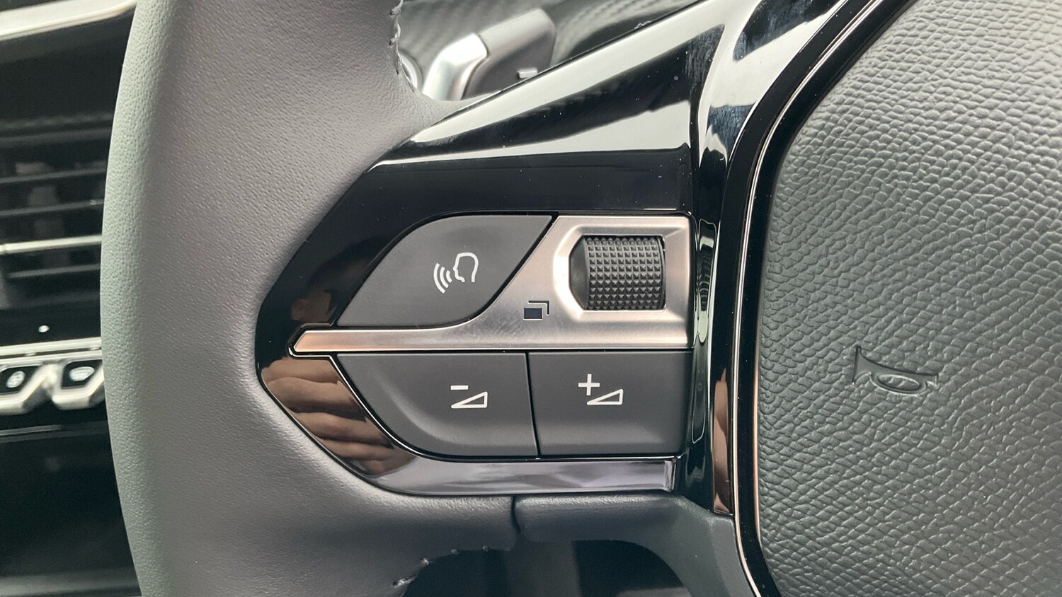 Used Peugeot 208 2025 for sale - 76220709: Photo 28