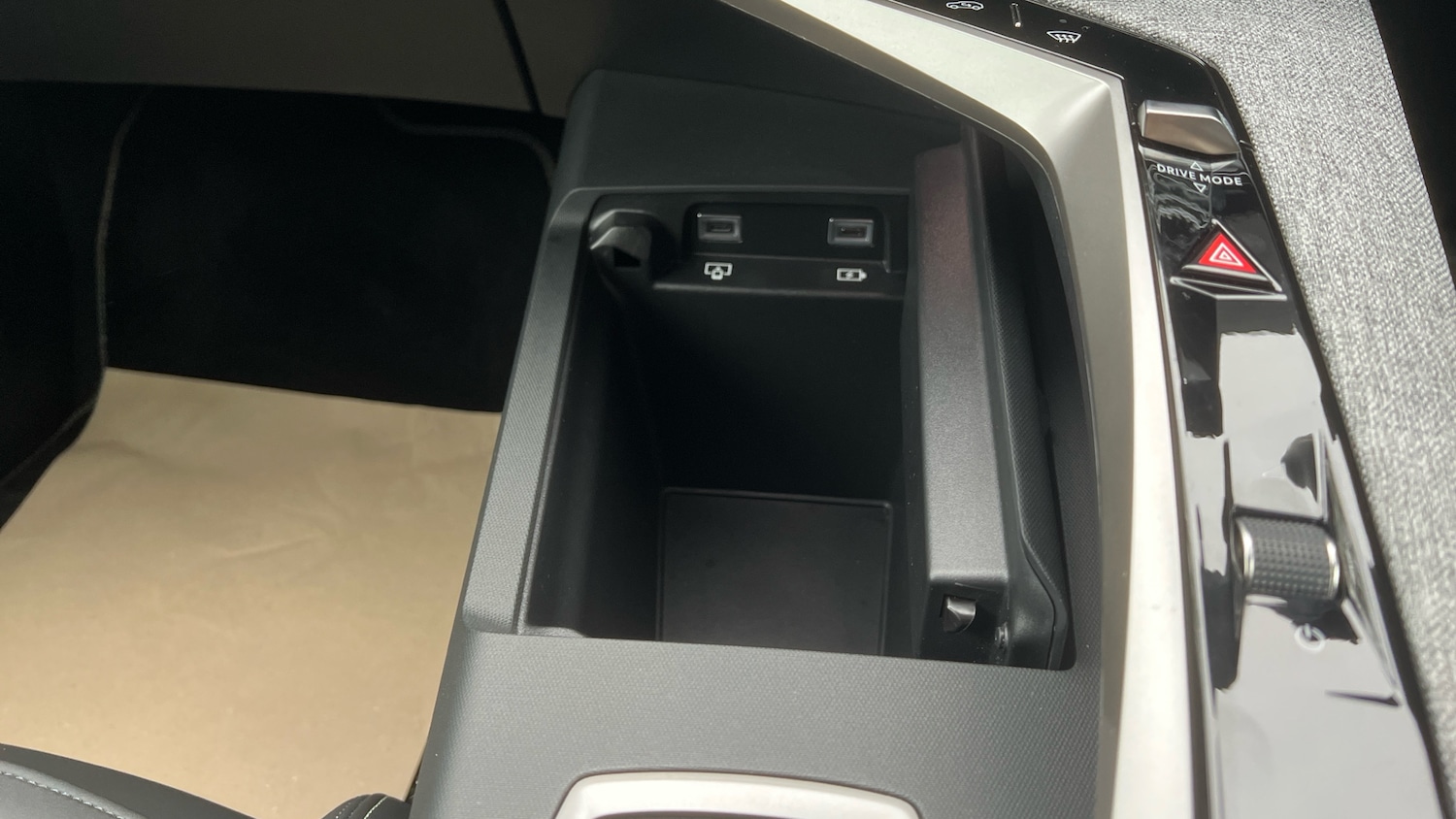 Used Peugeot 5008 2025 for sale - 76253119: Photo 25