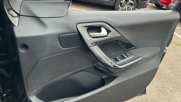 Used Peugeot 208 2019 for sale - 76193811: Photo 23