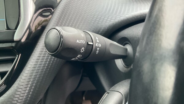 Used Peugeot 208 2019 for sale - 76193811: Photo 27