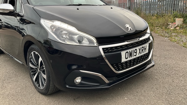 Used Peugeot 208 2019 for sale - 76193811: Photo 43