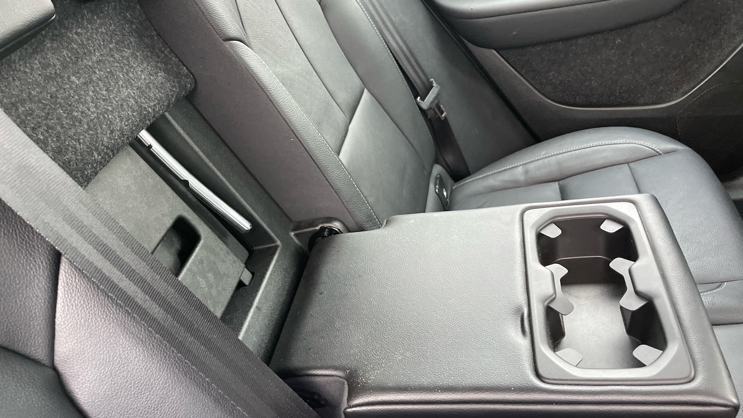 Used Volvo XC40 2018 for sale - 76860167: Photo 39