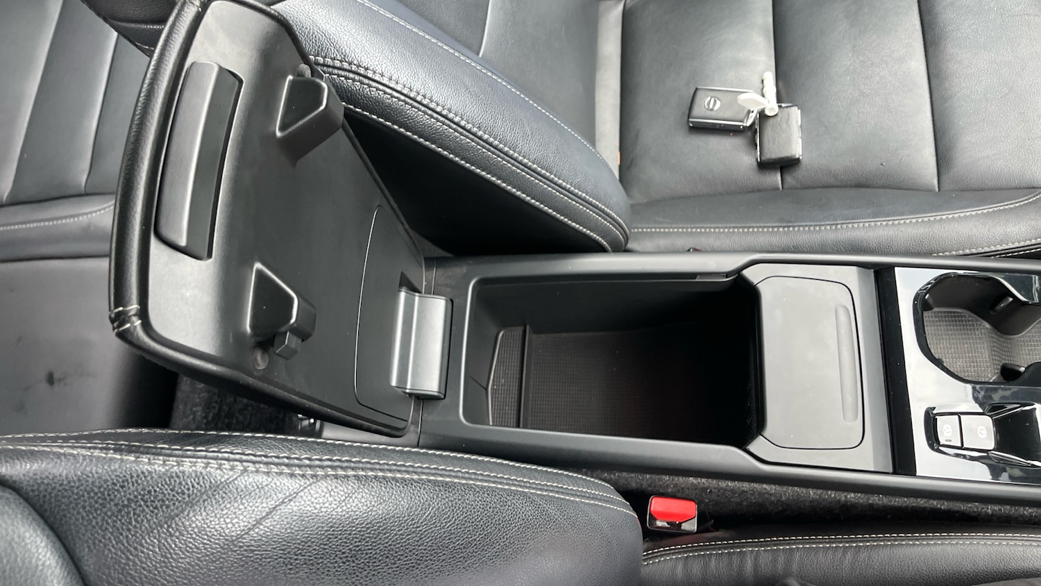 Used Volvo XC40 2018 for sale - 76860167: Photo 57