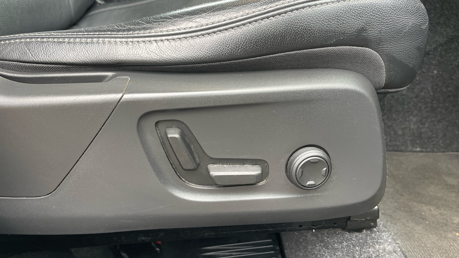 Used Volvo XC40 2018 for sale - 76860167: Photo 62