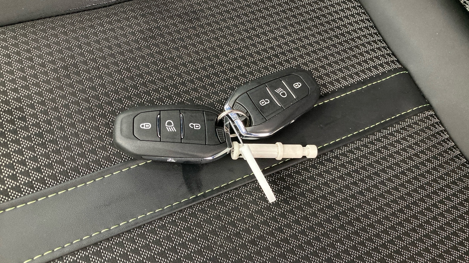 Used Peugeot 2008 2022 for sale - 77605152: Photo 20