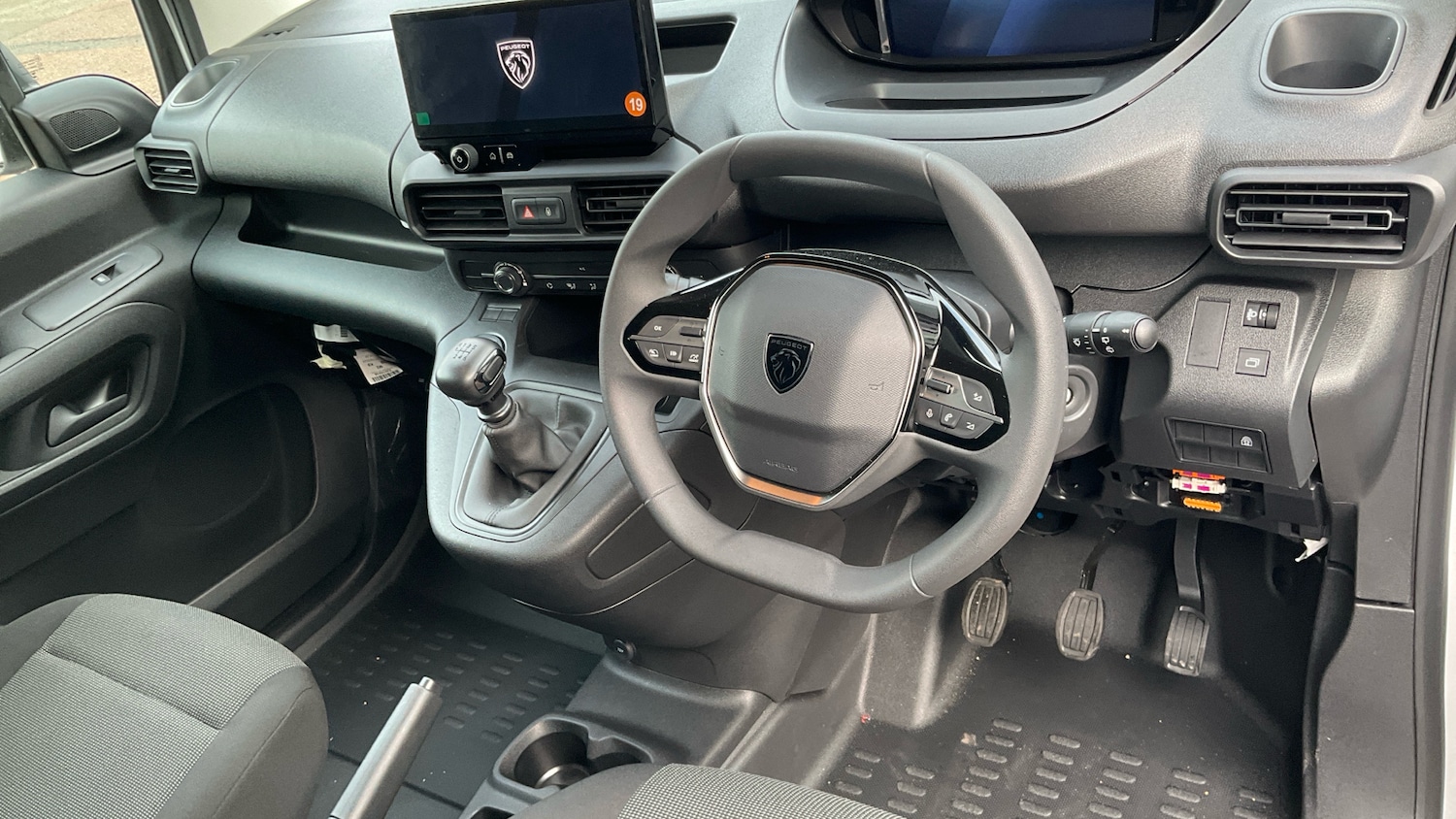 Used Peugeot Partner 2026 for sale - 78080477: Photo 11