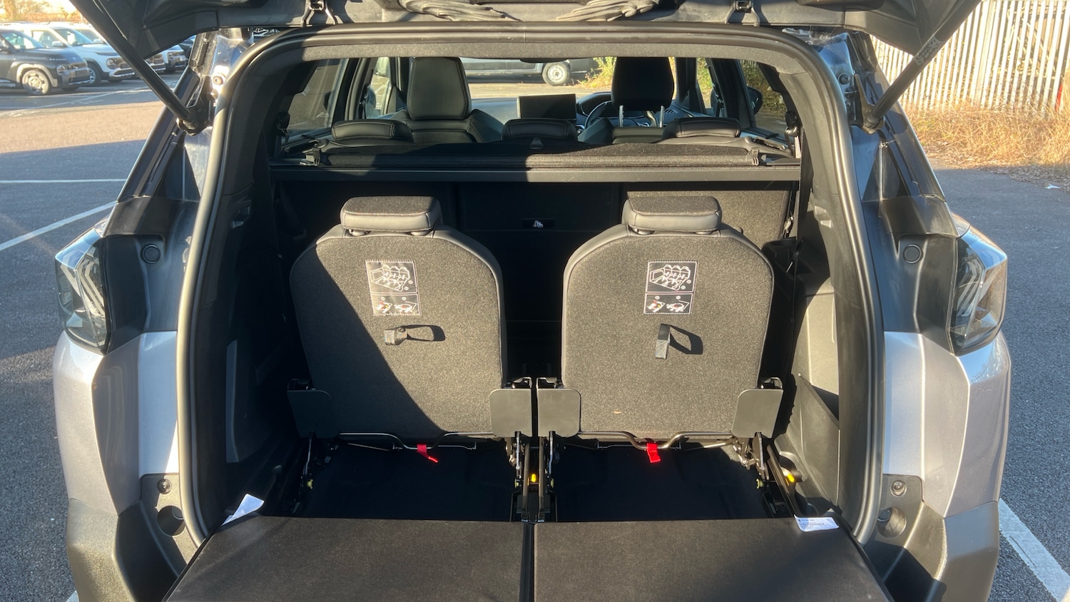 Used Peugeot 5008 2023 for sale - 77917664: Photo 24