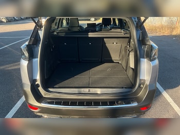 Used Peugeot 5008 2023 for sale - 77917664: Photo