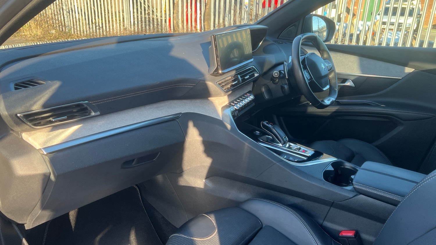 Used Peugeot 5008 2023 for sale - 77917664: Photo 9