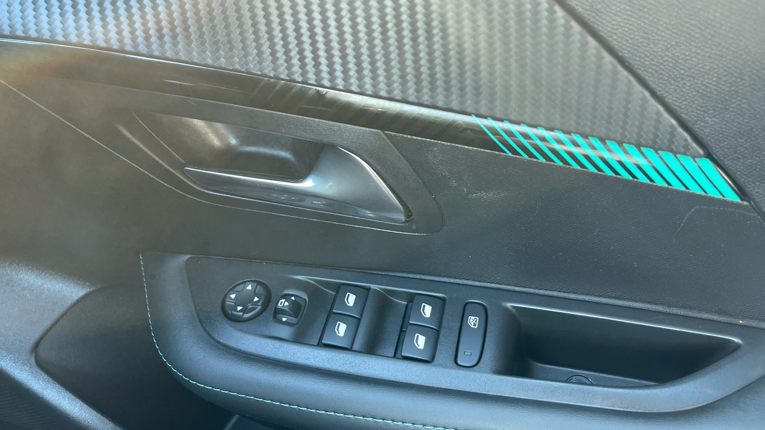 Used Peugeot 208 2023 for sale - 76070033: Photo 22