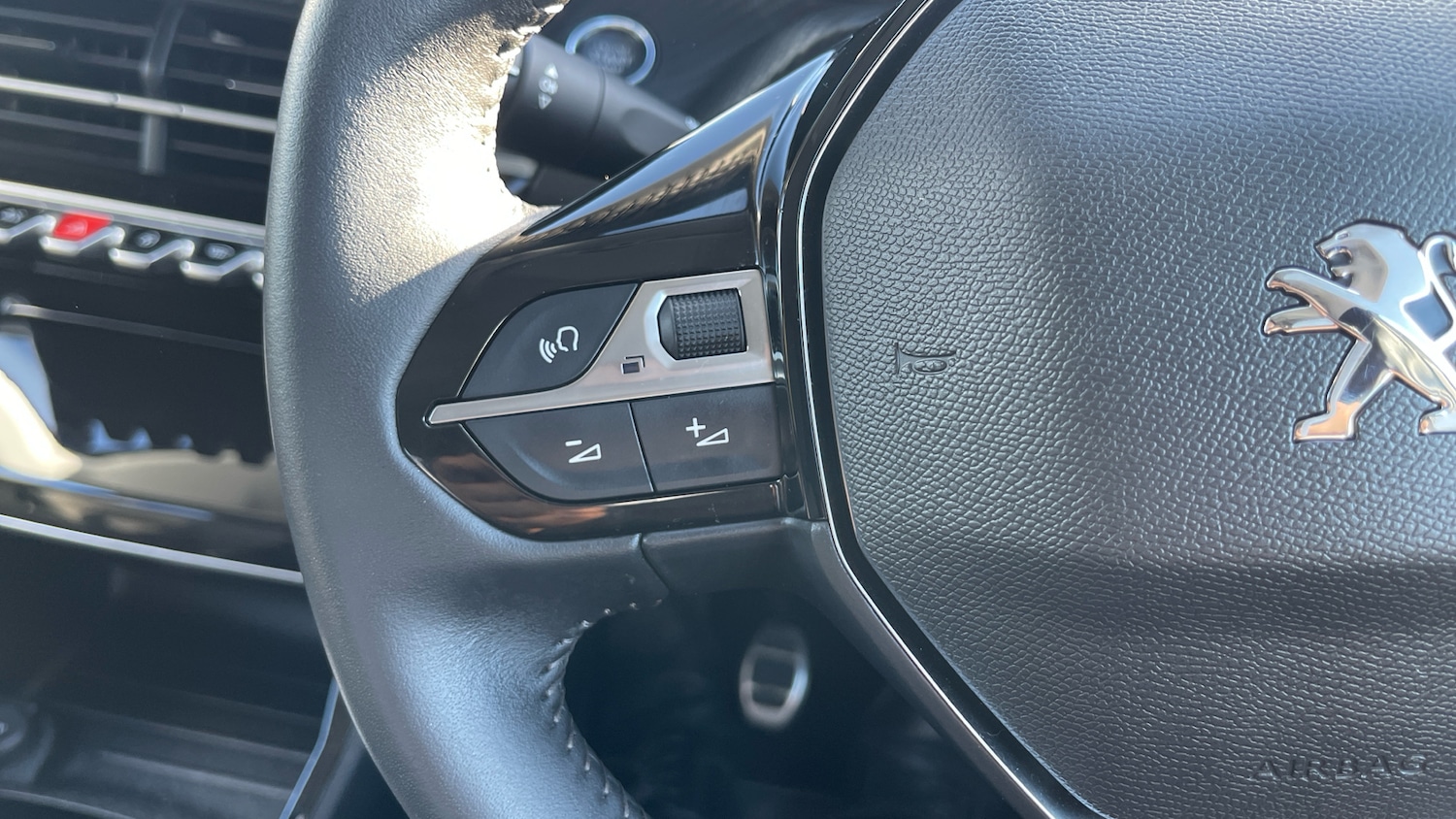 Used Peugeot 208 2023 for sale - 76070033: Photo 27