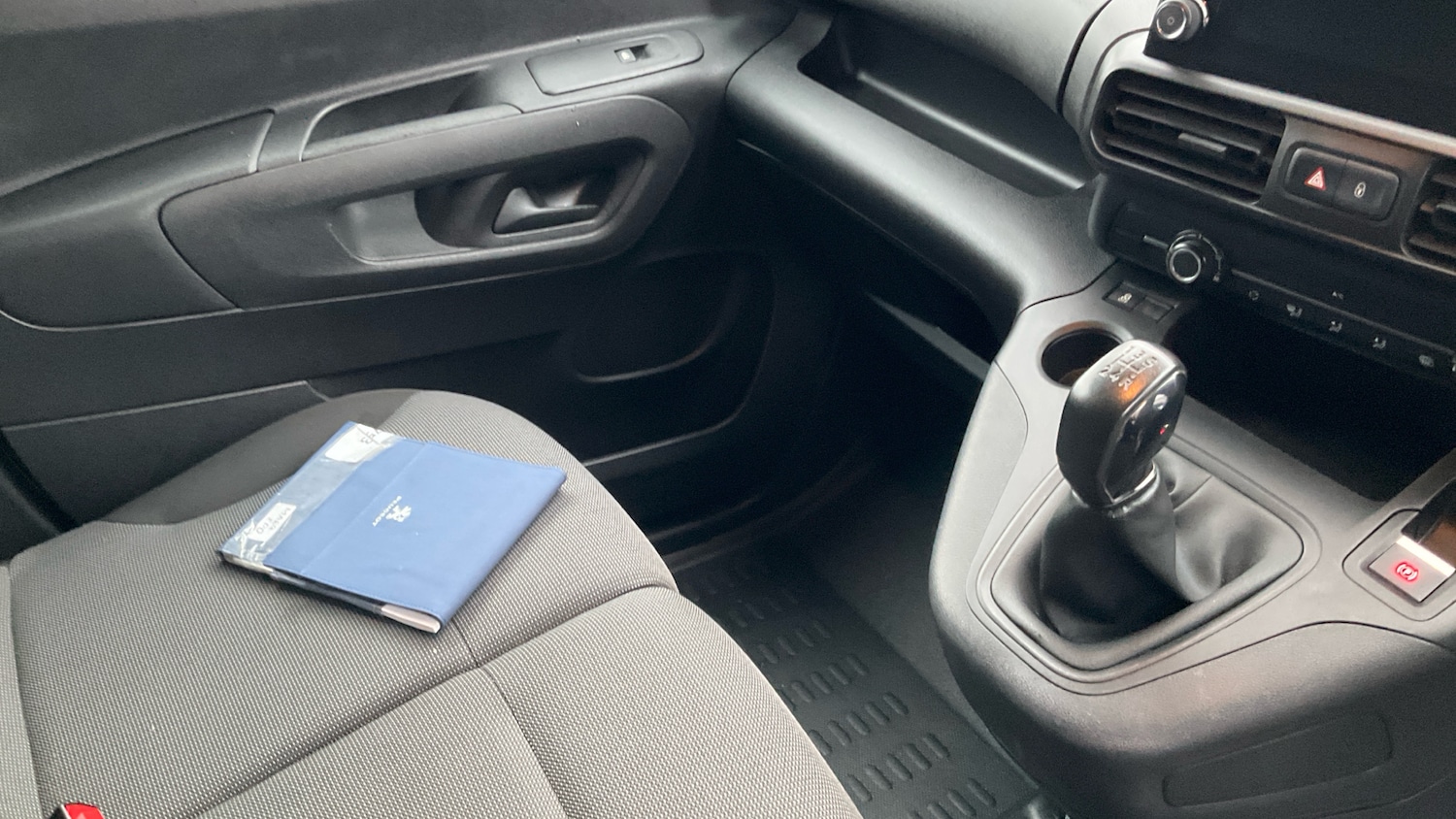 Used Peugeot Partner 2019 for sale - 76984607: Photo 14