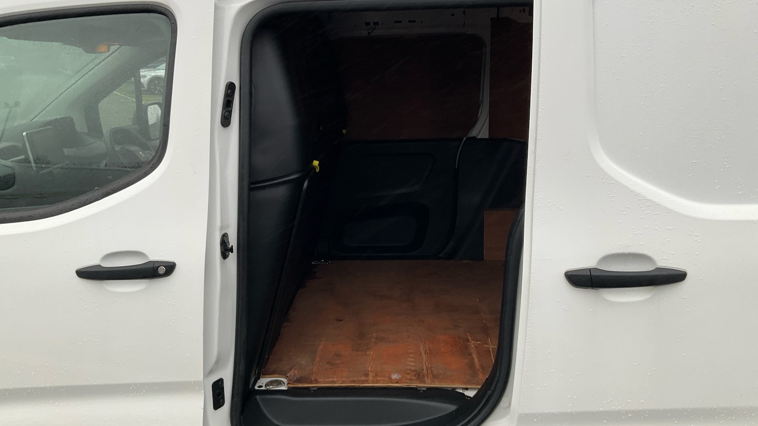 Used Peugeot Partner 2019 for sale - 76984607: Photo 16