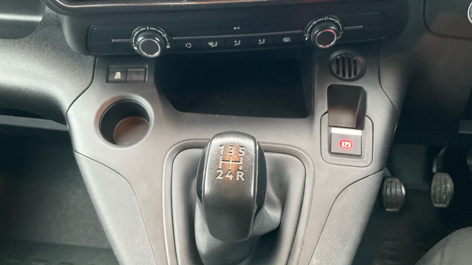 Used Peugeot Partner 2019 for sale - 76984607: Photo 22