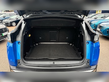 Used Peugeot 3008 2022 for sale - 77915911: Photo