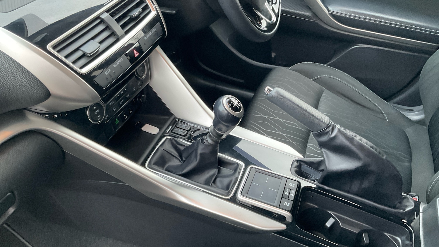 Used Mitsubishi Eclipse Cross 2019 for sale - 77339153: Photo 13