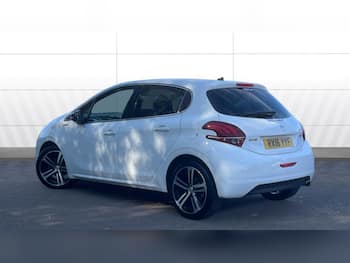 Used Peugeot 208 2016 for sale - 79672627: Photo