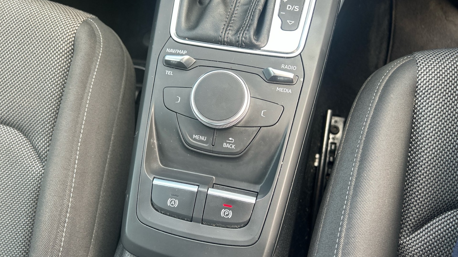 Vehicle 29