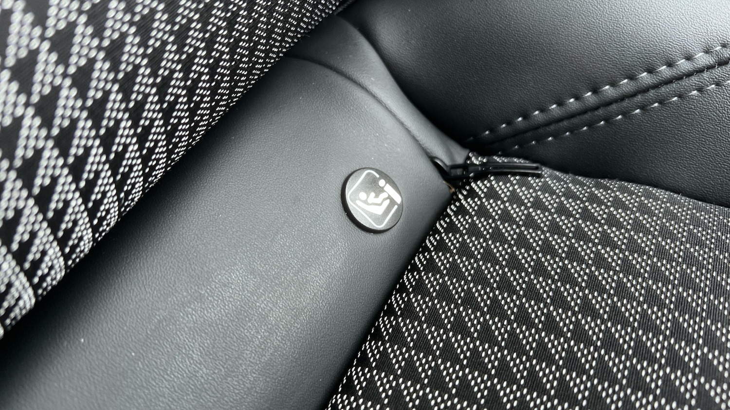 Used Peugeot 208 2023 for sale - 77715253: Photo 17