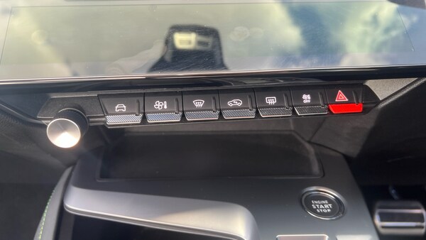 Used Peugeot 408 2023 for sale - 76045909: Photo 25