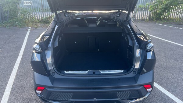 Used Peugeot 408 2023 for sale - 76045909: Photo 4