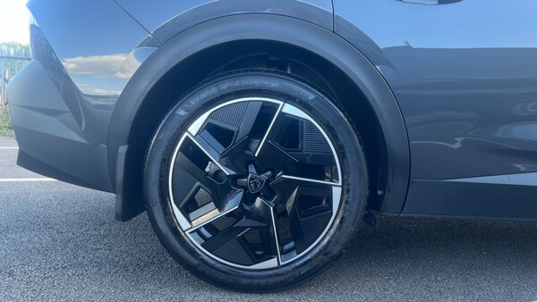 Used Peugeot 408 2023 for sale - 76045909: Photo 7