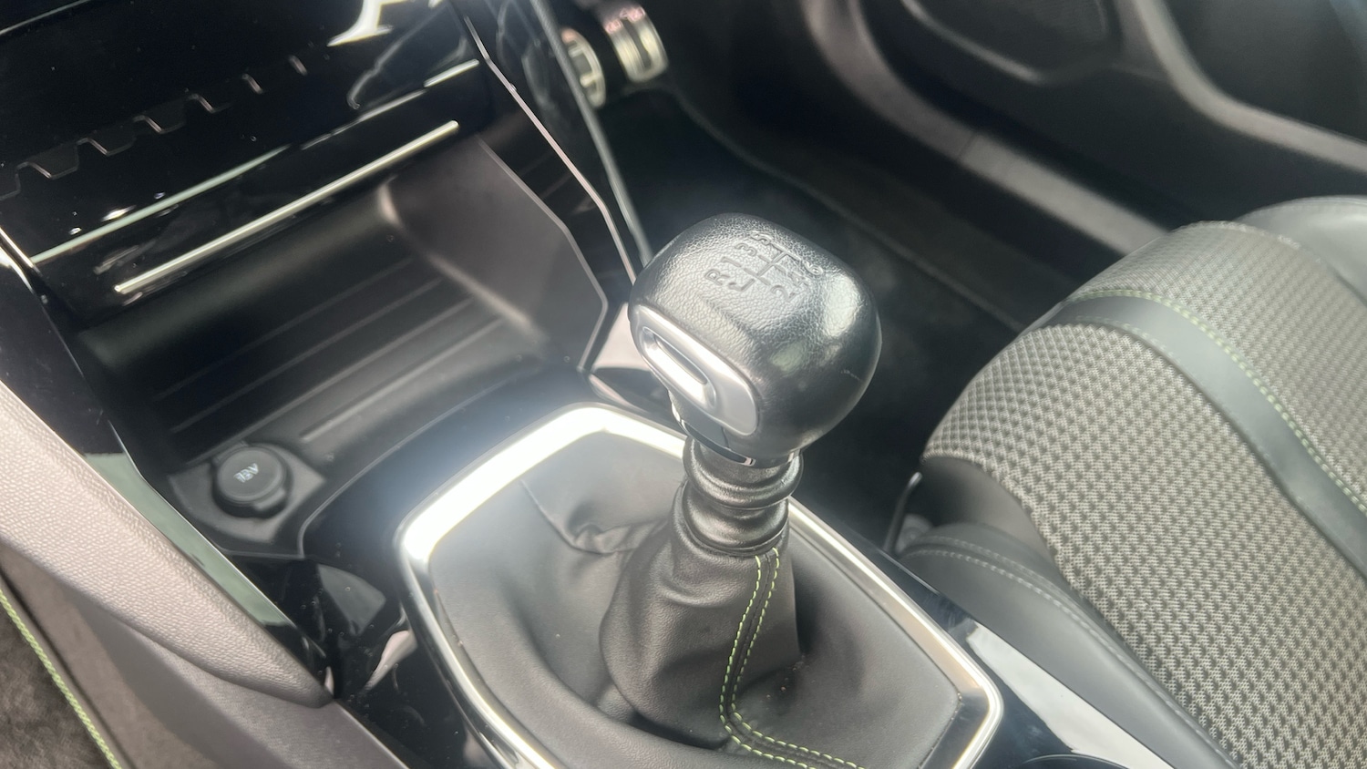 Used Peugeot 2008 2022 for sale - 76127930: Photo 13