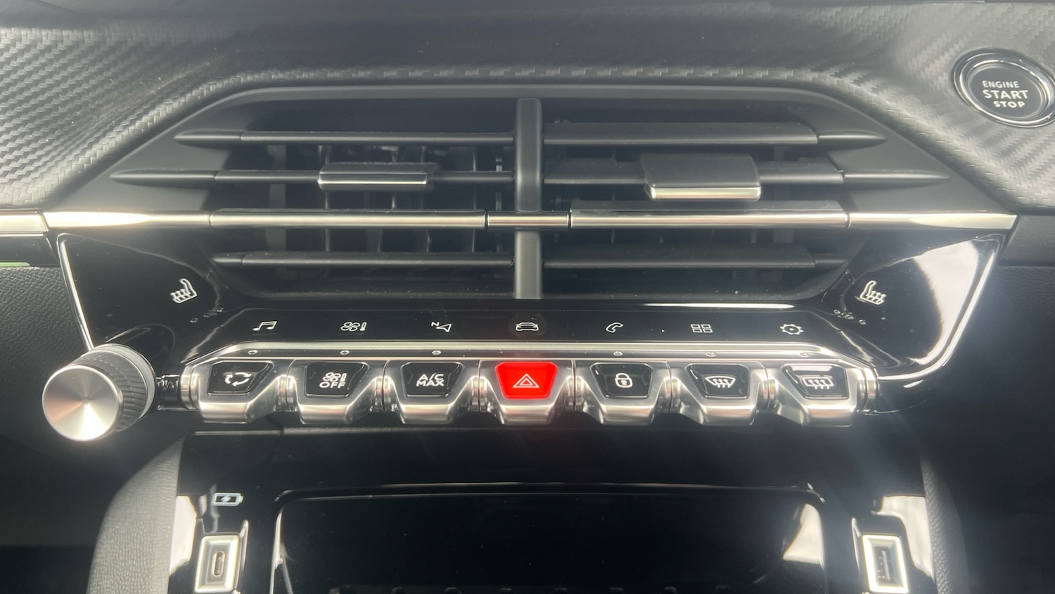 Used Peugeot 2008 2022 for sale - 76127930: Photo 27
