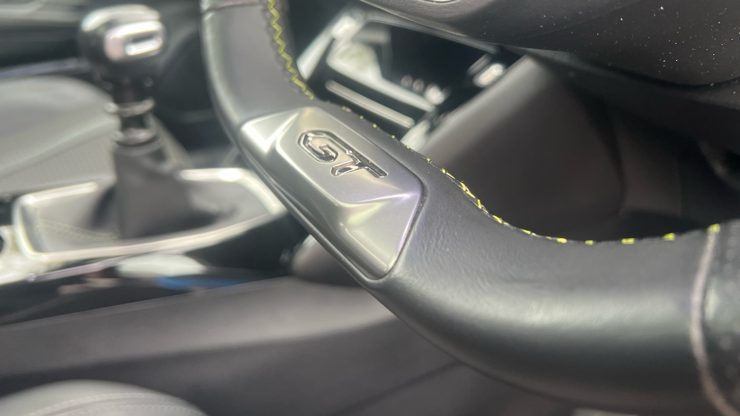 Used Peugeot 2008 2022 for sale - 76127930: Photo 32