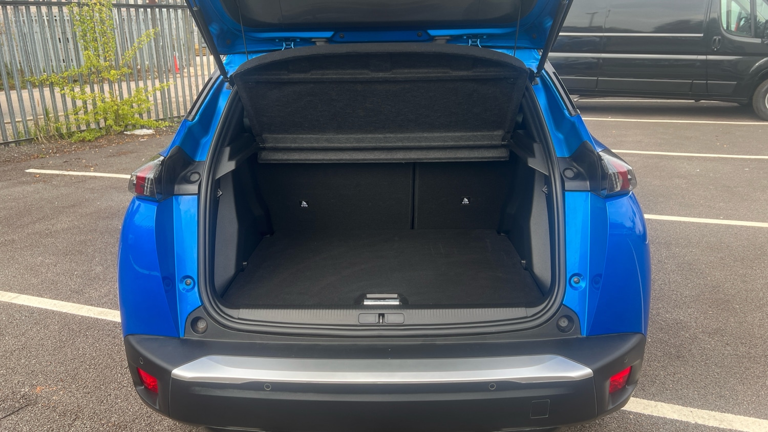 Used Peugeot 2008 2022 for sale - 76127930: Photo 4