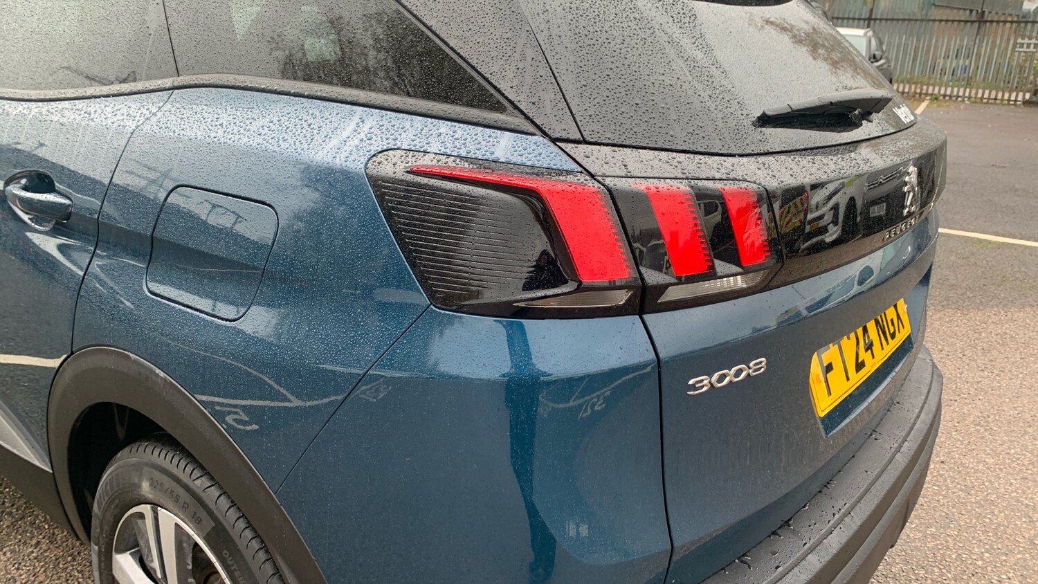 Used Peugeot 3008 2024 for sale - 76490428: Photo 25
